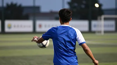 Molde FK won a dramatic 4-3 match against Vålerenga at Intility Arena after seven first-half goals, confirming their...
